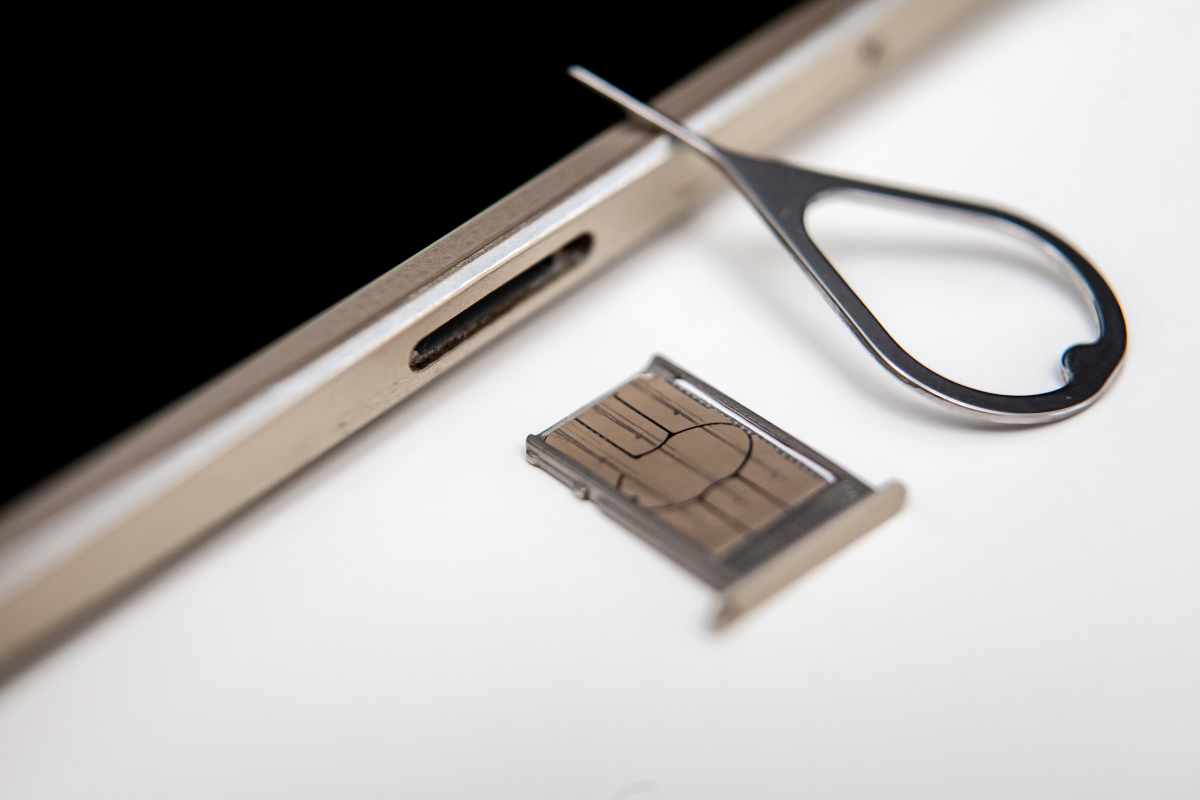 iPhone SIM card removal
