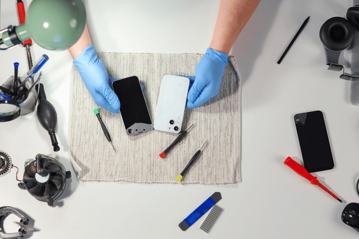 cell phone repair shop