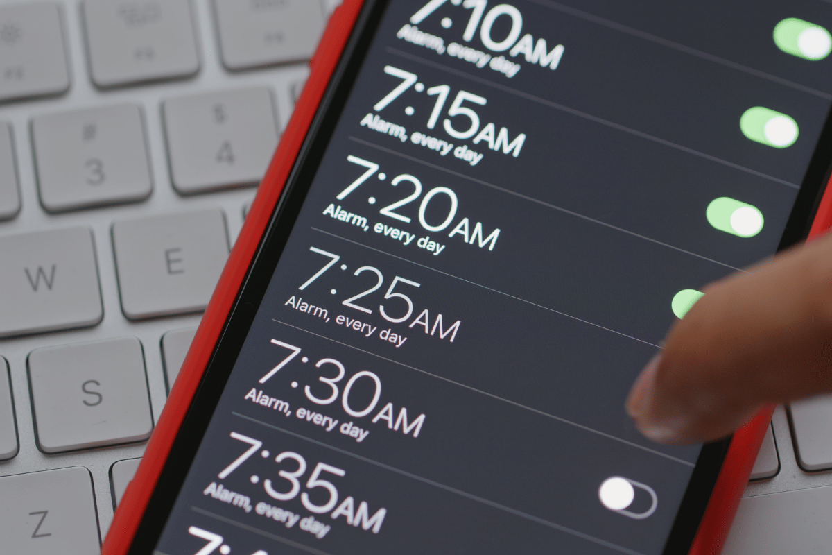 Phone settings alarm