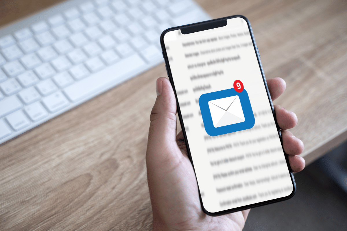 iphone messages blocked contacts